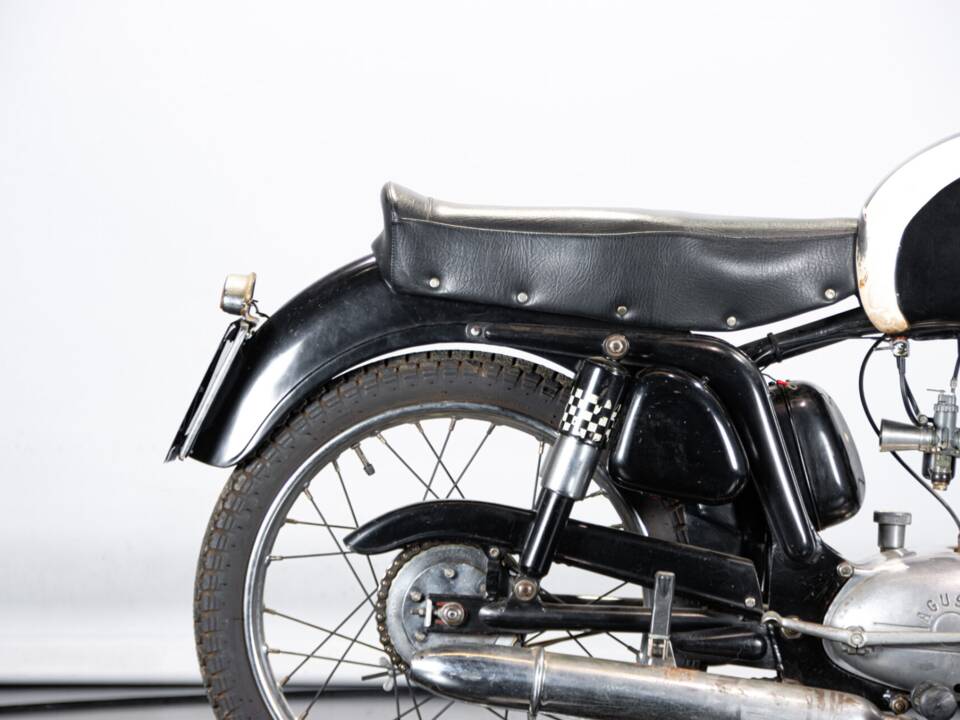 Bild 41/50 von MV Agusta 125 TR (1958)