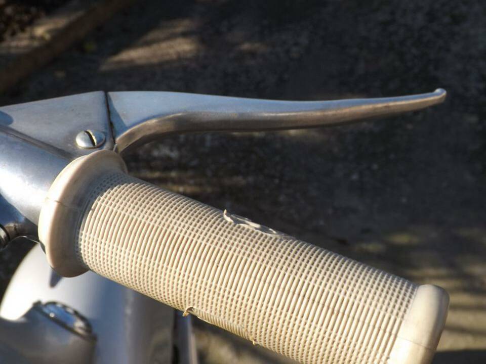 Immagine 36/37 di Piaggio Vespa 150 GS (1958)