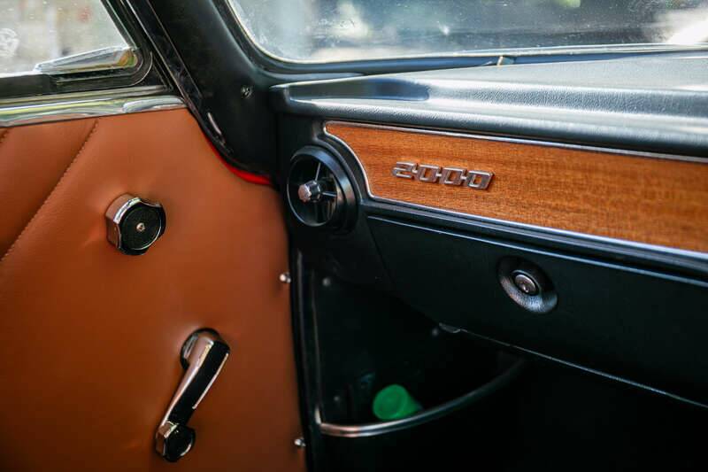 Image 32/45 of Alfa Romeo 2000 GT Veloce (1975)