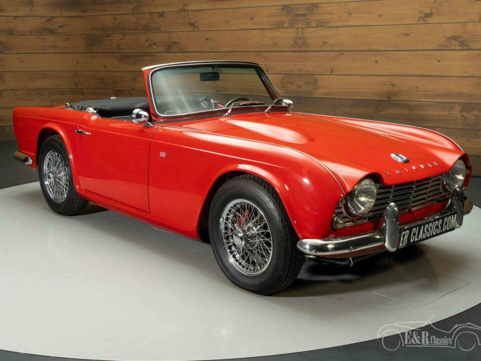 Image 4/19 de Triumph TR 4 (1964)