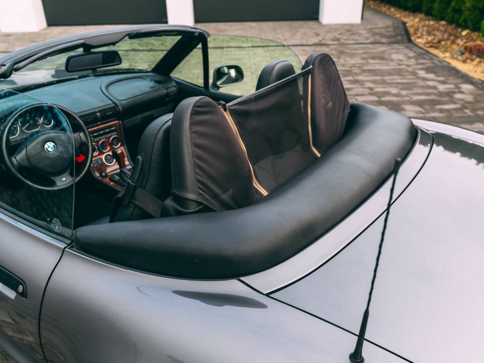 Bild 57/99 von BMW Z3 2.5 (2001)