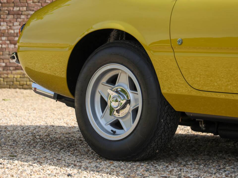 Obraz 41/50 pojazdu Ferrari 365 GTB/4 Daytona (1971)