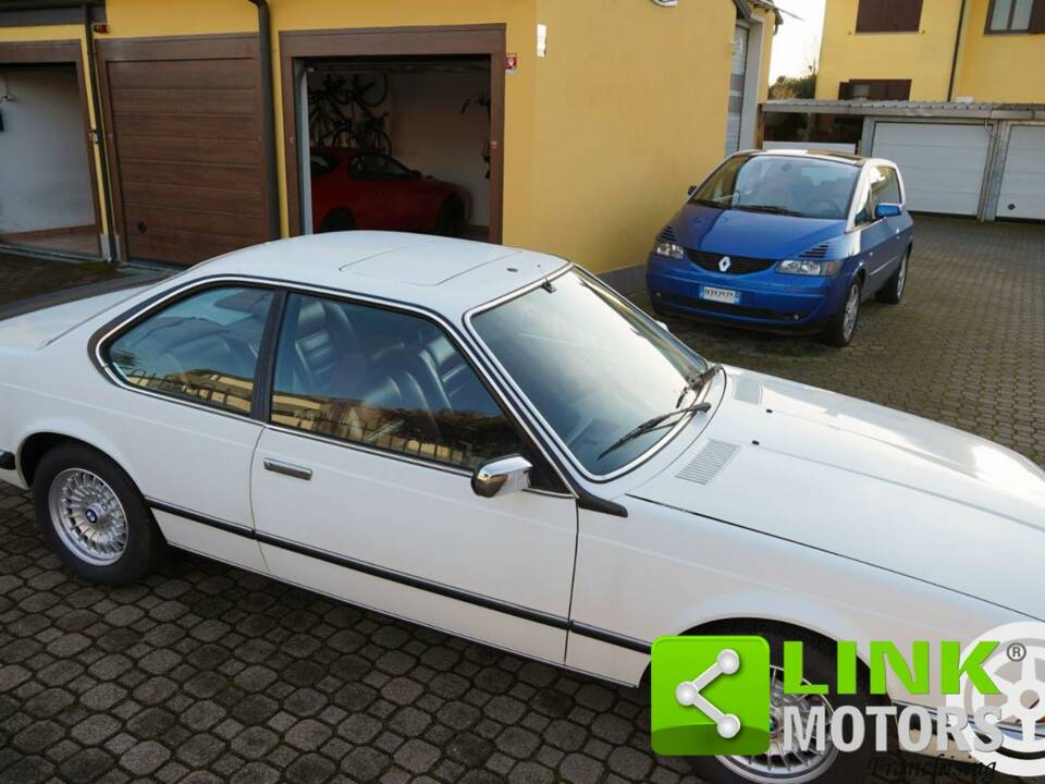 Bild 9/10 von BMW 635 CSi (1984)