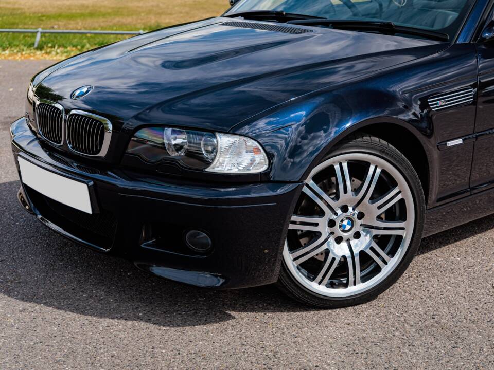 Image 32/38 de BMW M3 (2004)