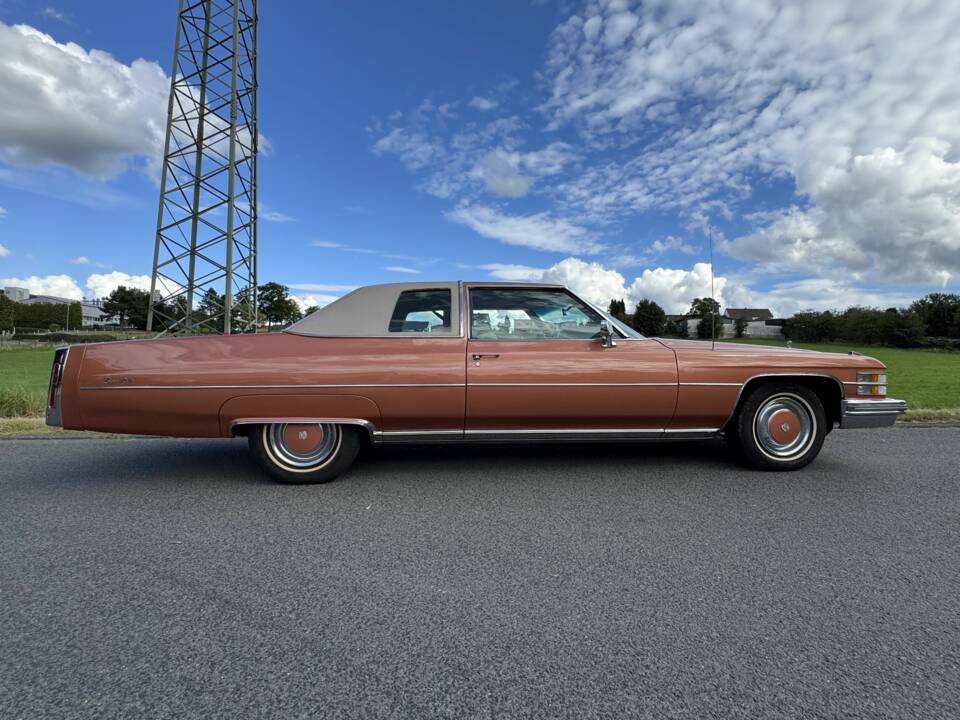 Bild 3/20 von Cadillac Coupe DeVille (1974)
