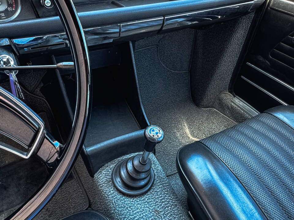 Imagen 59/64 de BMW 2002 Convertible (1971)