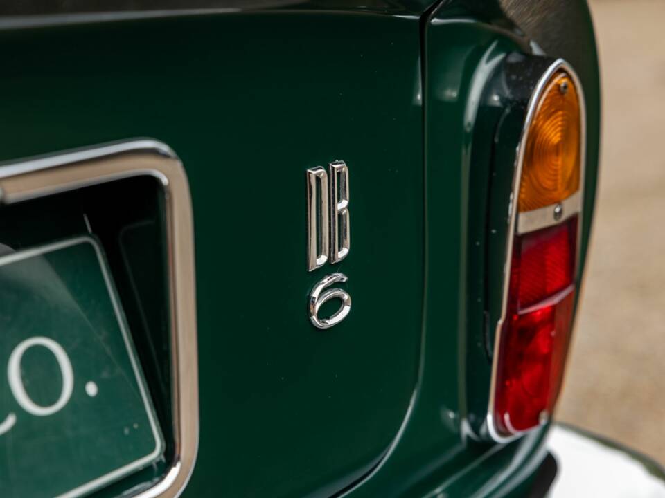 Afbeelding 24/50 van Aston Martin DB 6 (1967)
