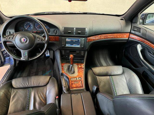 Immagine 9/14 di ALPINA B10 V8 (2001)