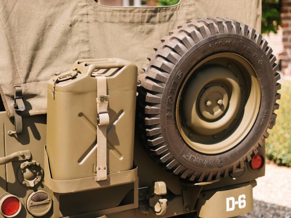 Bild 21/29 von Willys Jeep M38 A1 (1944)