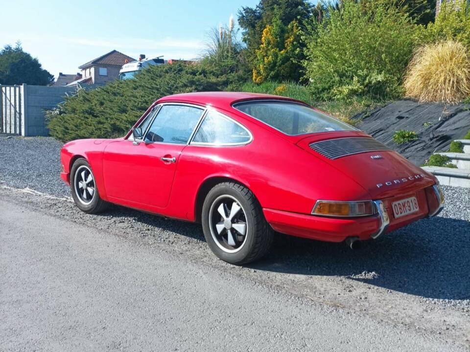 Image 3/4 of Porsche 912 (1966)