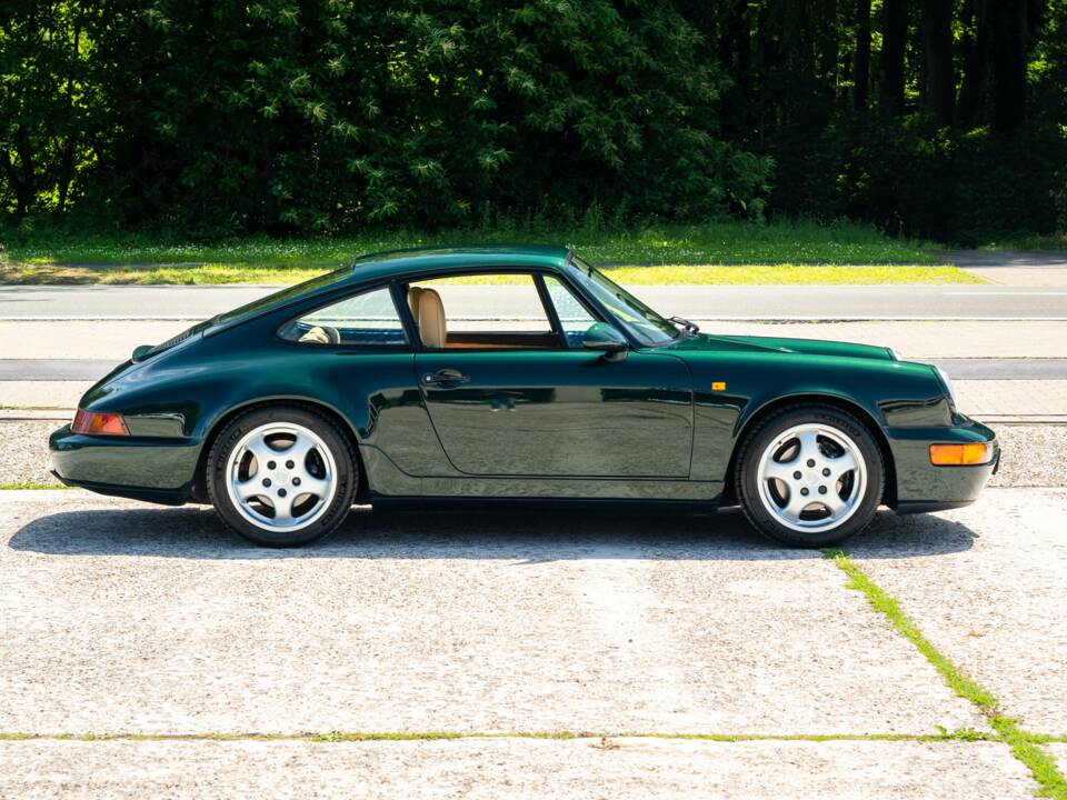 Image 9/35 of Porsche 911 Carrera 2 (1990)