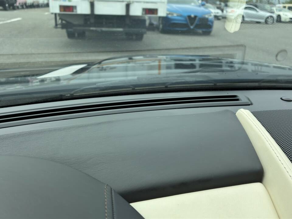 Imagen 23/60 de Aston Martin DB 9 (2011)