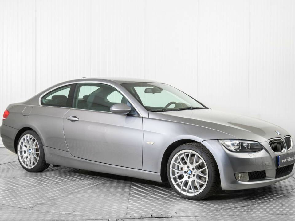 Afbeelding 5/50 van BMW 325i (2007)