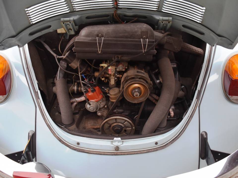 Image 33/34 de Volkswagen Beetle 1302 (1974)
