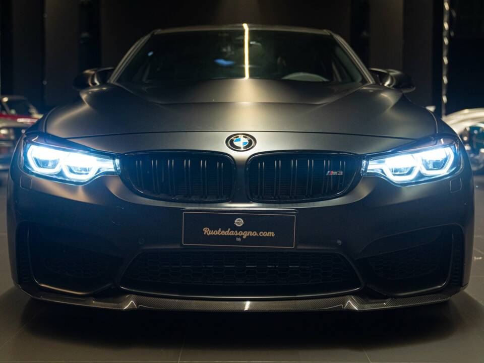 Image 2/44 of BMW M3 CS (2019)