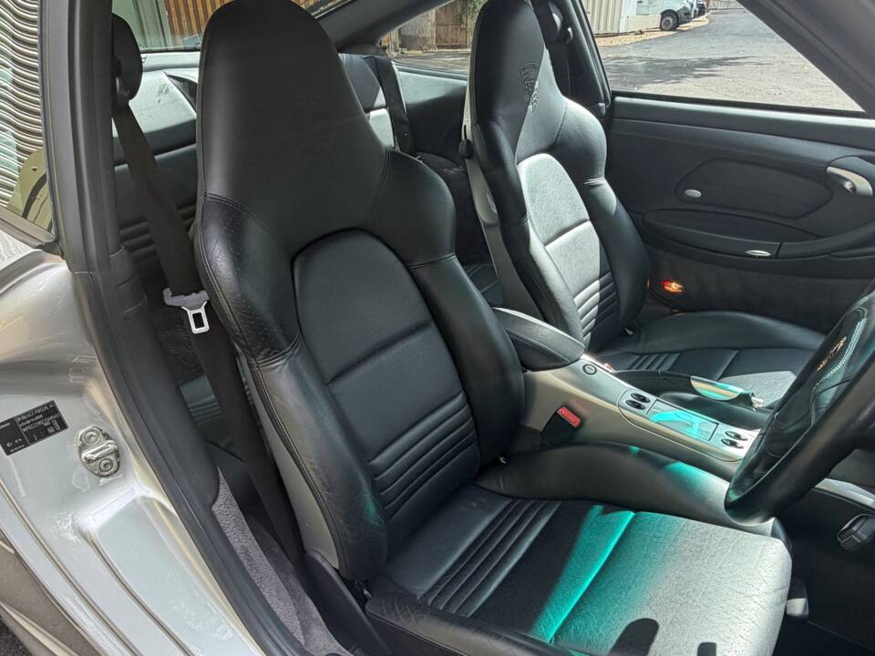 Afbeelding 3/6 van Porsche 911 Turbo (2001)