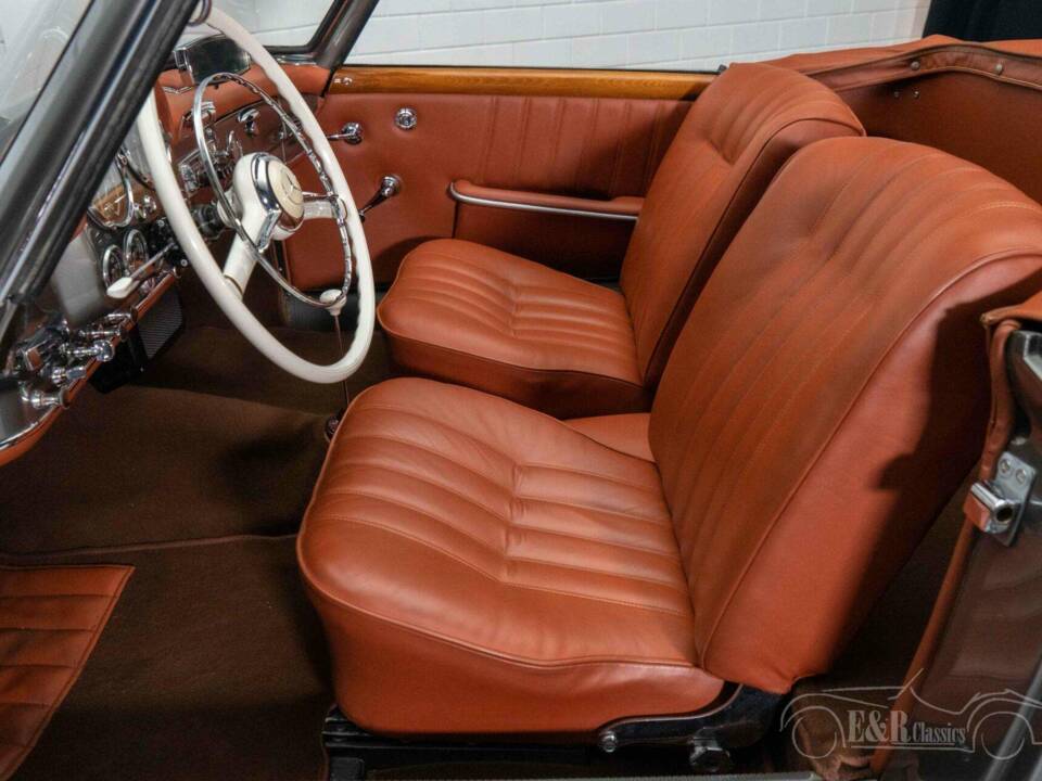 Image 8/19 de Mercedes-Benz 190 SL (1962)