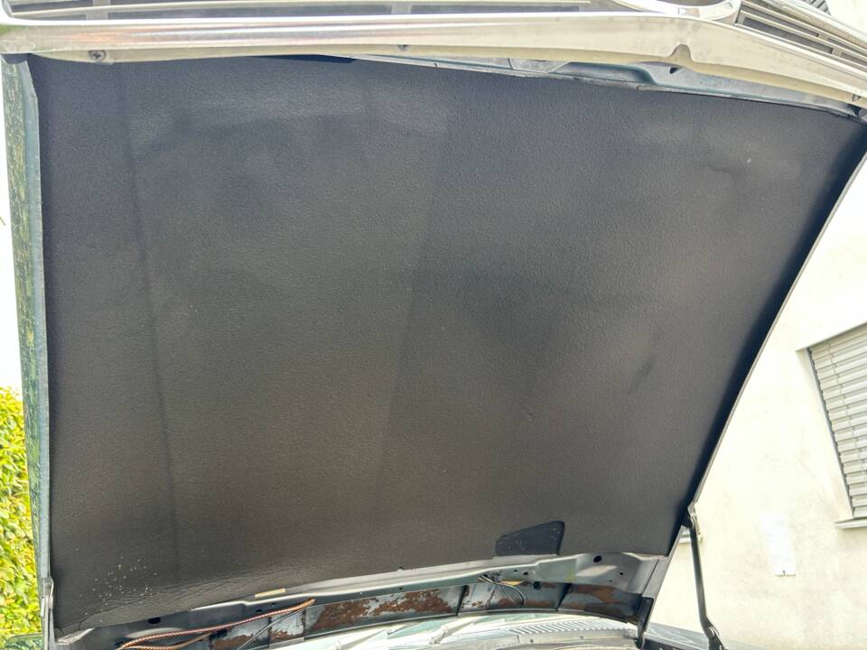 Image 27/36 of Mercedes-Benz 560 SL (1989)