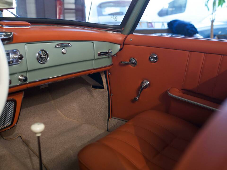 Image 20/28 of Mercedes-Benz 190 SL (1960)