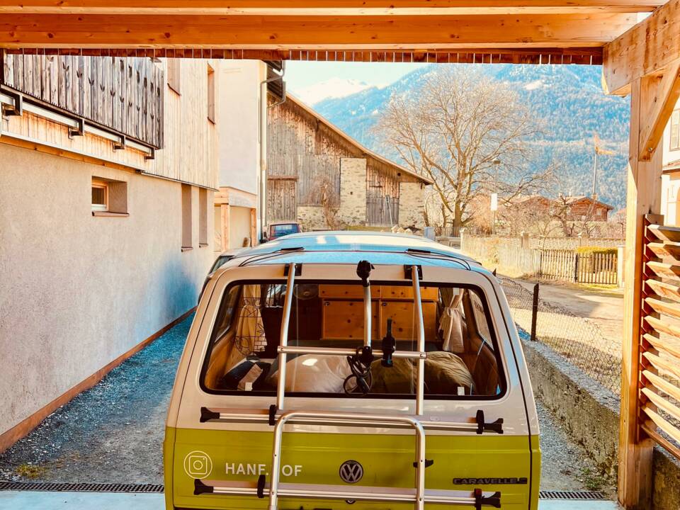 Immagine 4/11 di Volkswagen T3 Caravelle D 1.7 (1987)