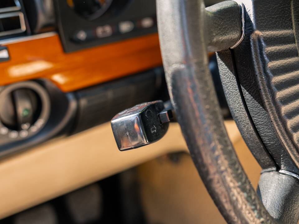 Bild 82/105 von Mercedes-Benz 280 S (1972)