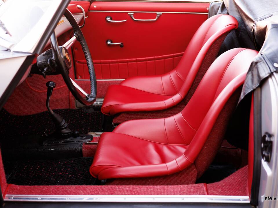 Image 31/48 of Porsche 356 B 1600 Super 90 (1960)