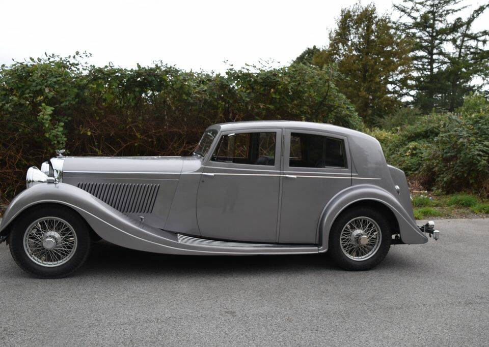 Bentley 4¼ Litre Limousine "Razor Edge" Gurney Nutting 1936