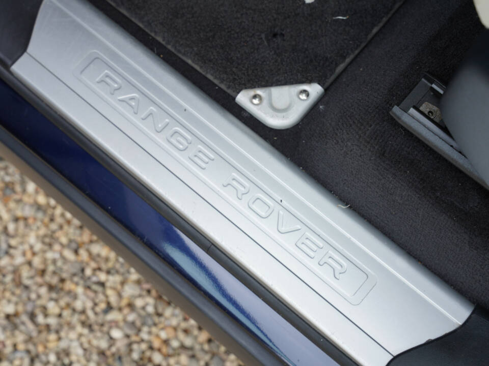 Image 18/50 of Land Rover Range Rover Sport P400e PHEV (2020)