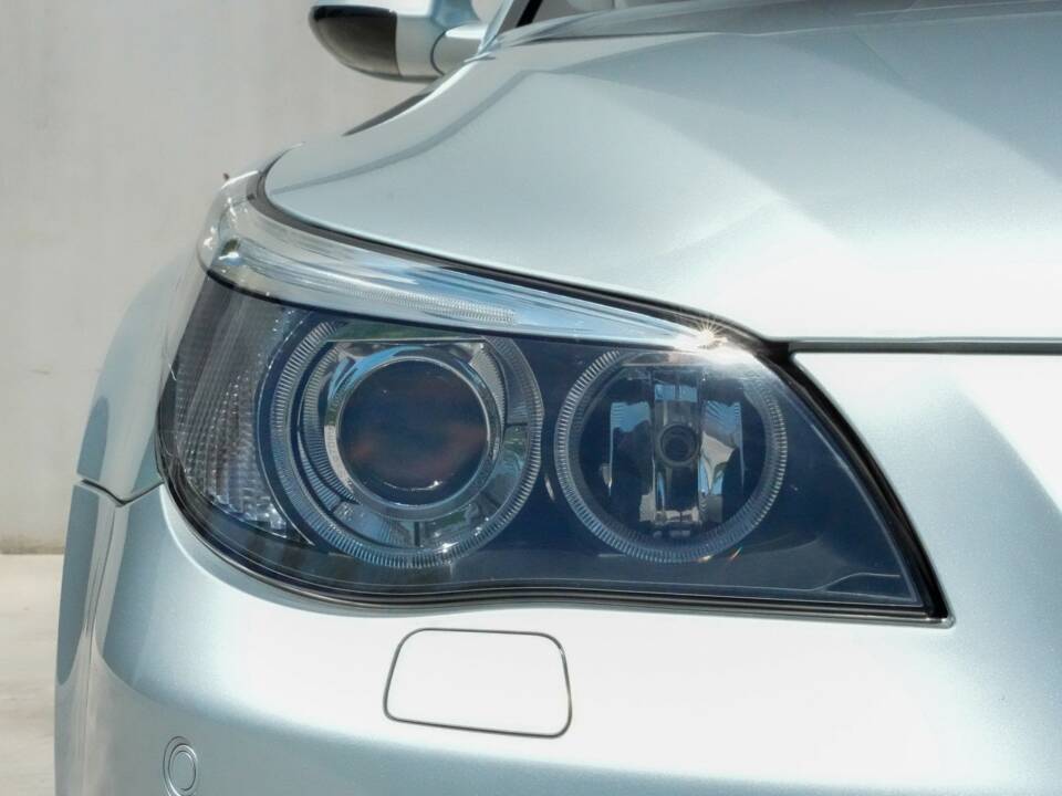 Bild 38/46 von BMW M5 (2005)