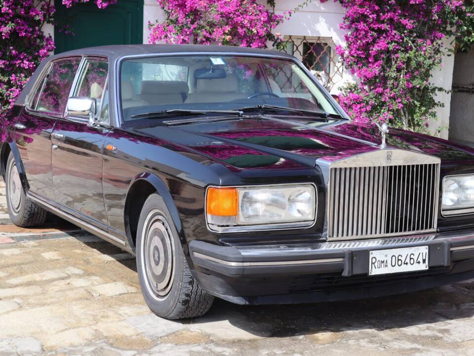 Image 6/12 of Rolls-Royce Silver Spur (1989)