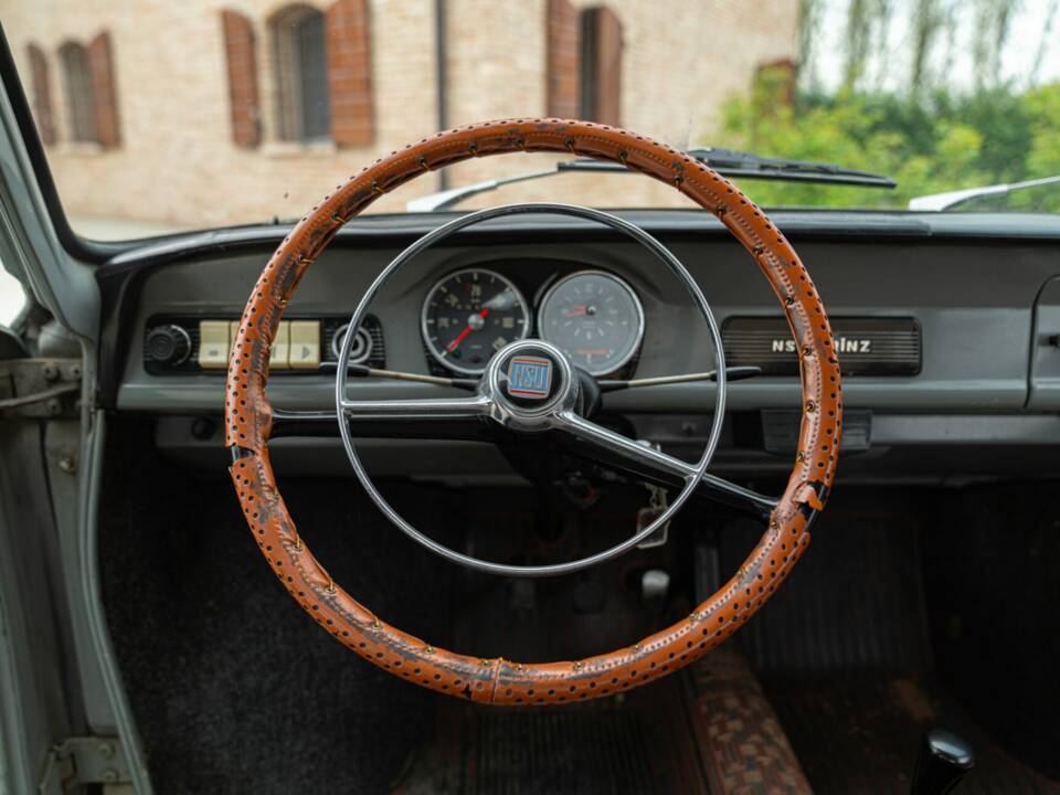 Image 38/49 of NSU Prinz 4 (1967)