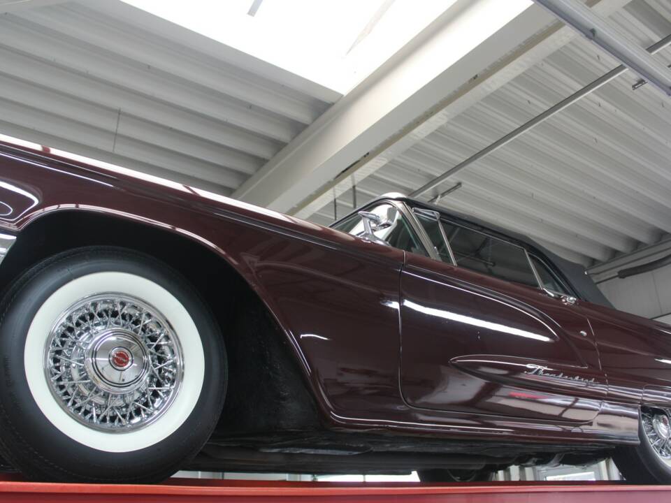 Imagen 8/50 de Ford Thunderbird (1960)