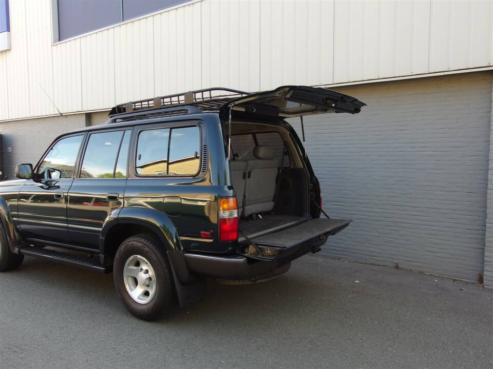 Image 74/99 de Toyota Land Cruiser J80 (1994)