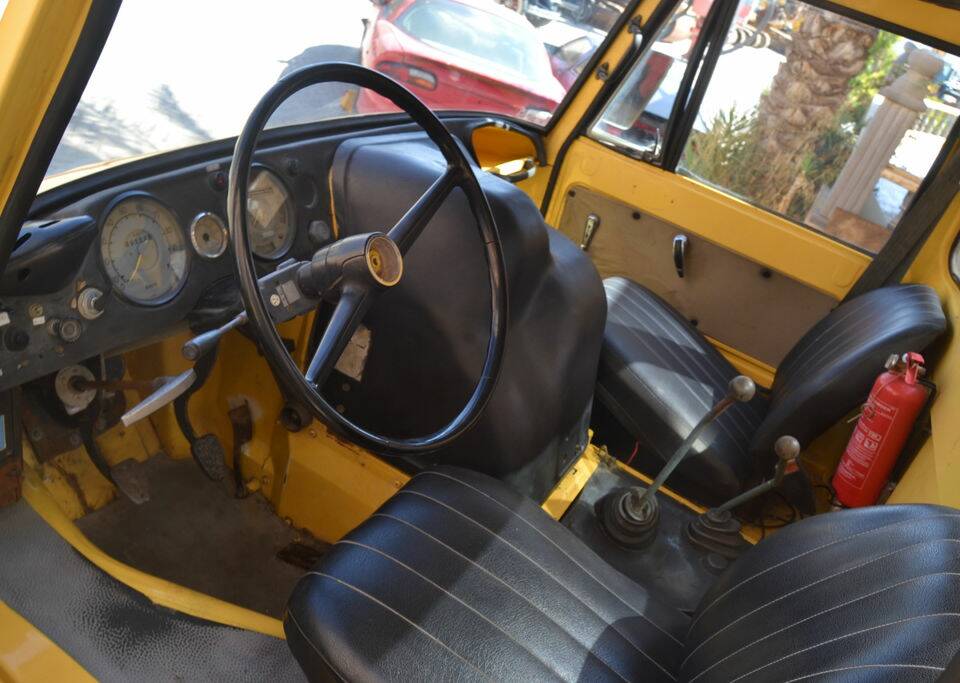 Bild 2/8 von Mercedes-Benz Unimog 406 (1975)