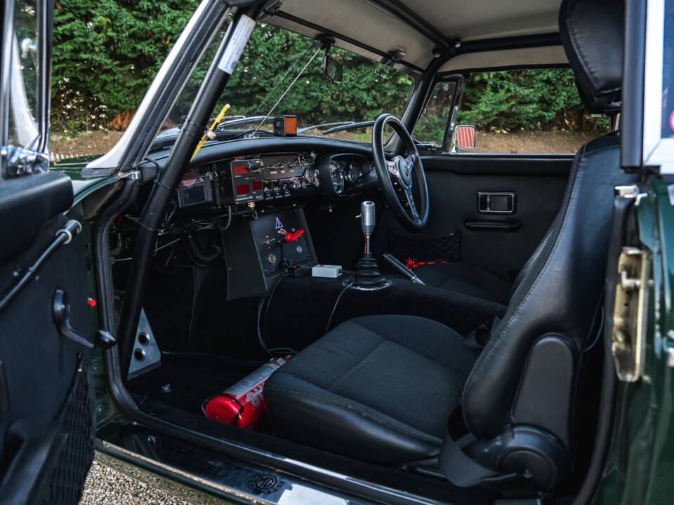 Imagen 23/33 de MG MGB (1969)