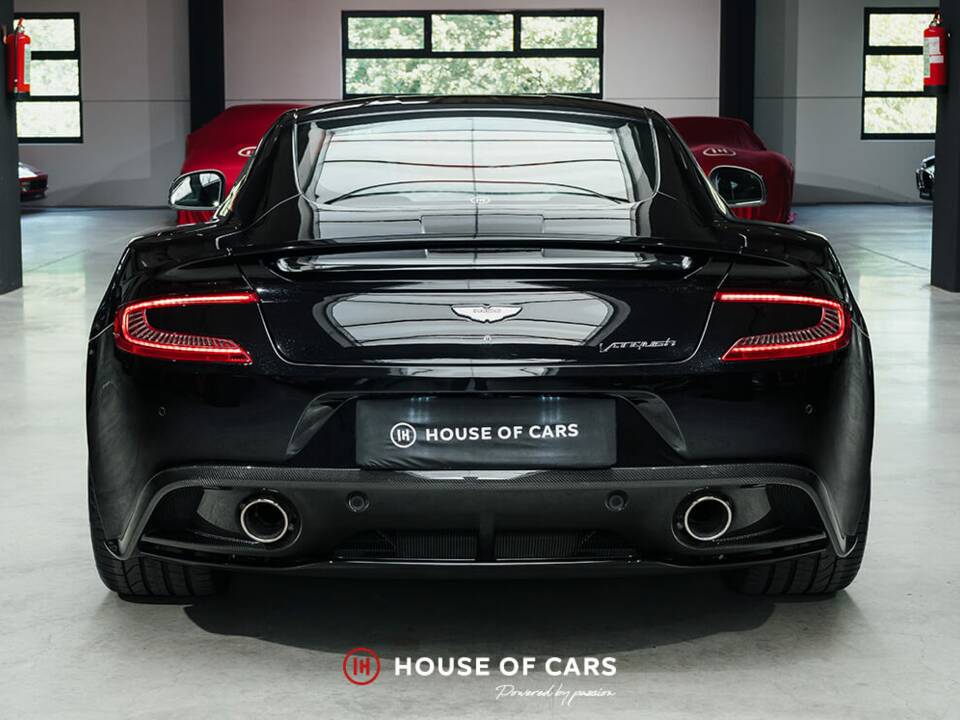 Imagen 8/22 de Aston Martin Vanquish (2017)