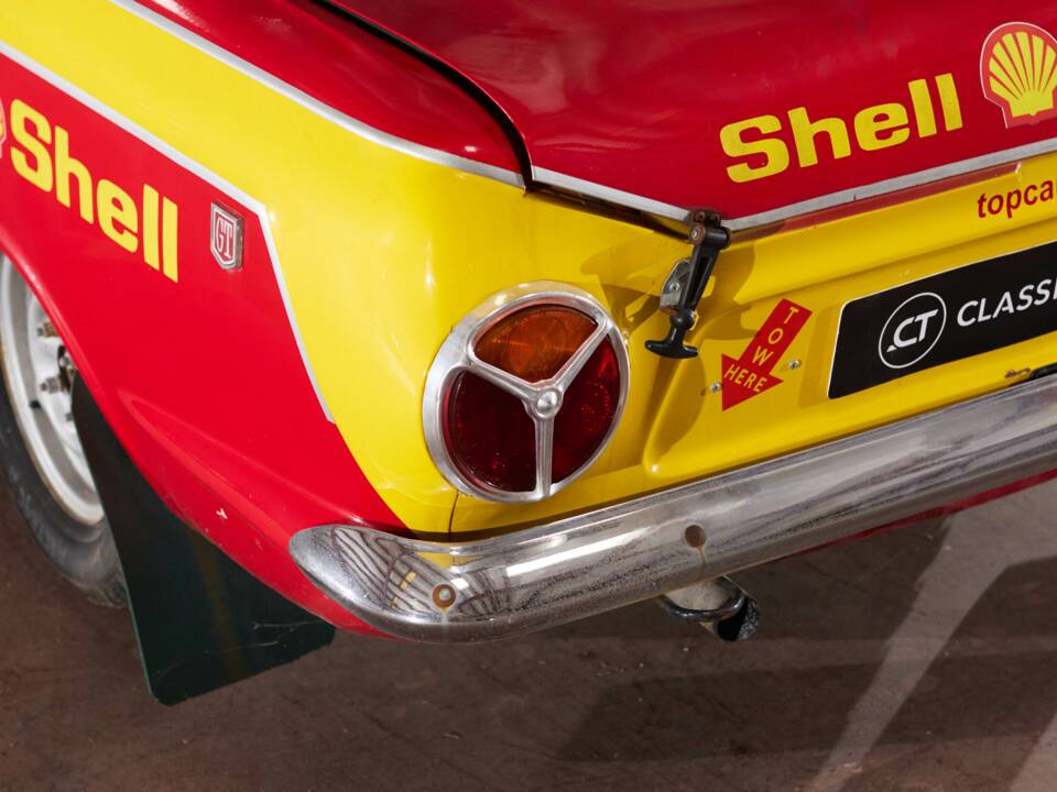 Bild 35/46 von Ford Cortina GT (1966)