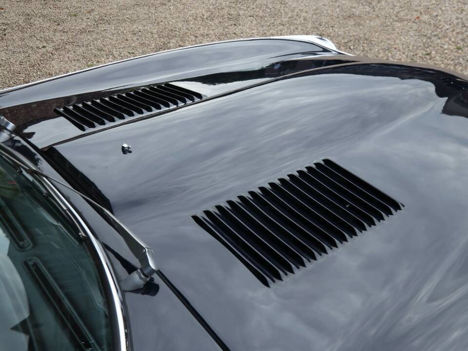 Bild 28/50 von Jaguar E-Type V12 (1973)