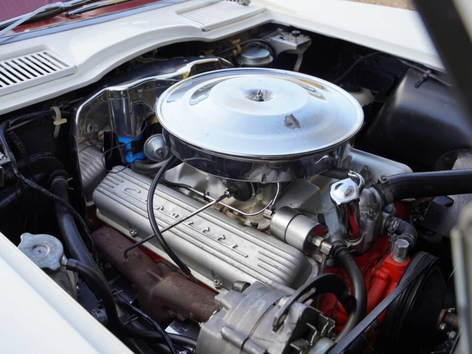 Image 41/50 of Chevrolet Corvette Sting Ray Convertible (1963)