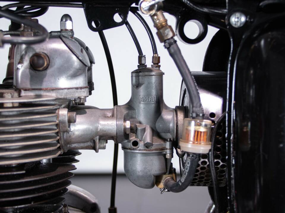 Image 19/50 of Triumph T 100 Daytona (1969)