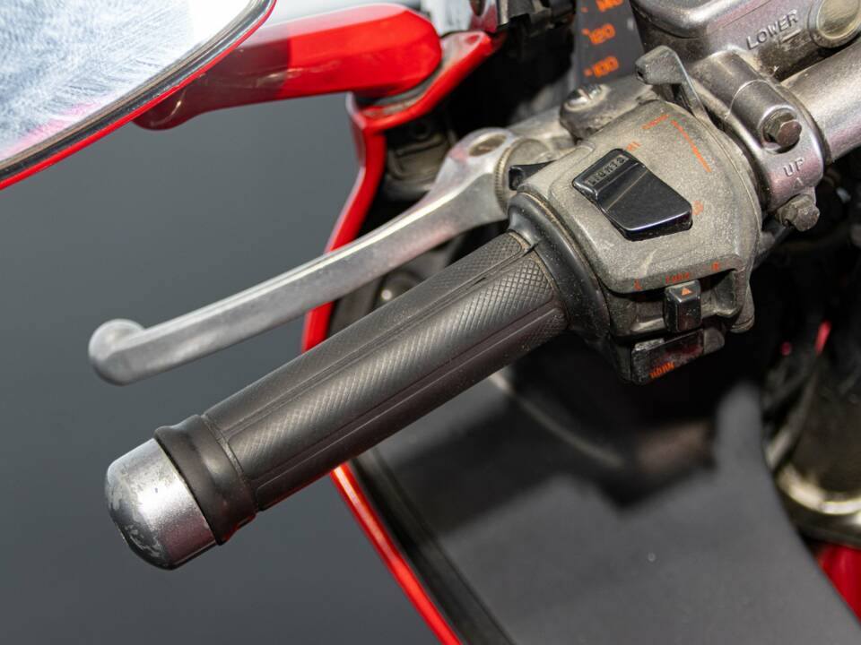 Image 37/50 of Honda DUMMY (1988)