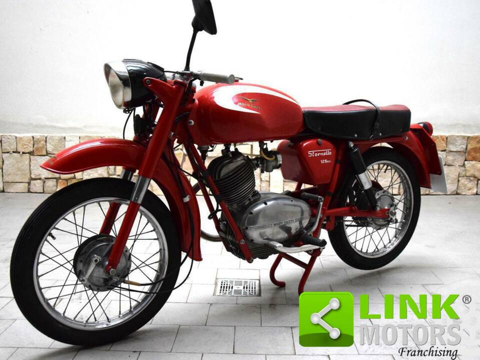 Image 4/10 de Moto Guzzi DUMMY (1960)