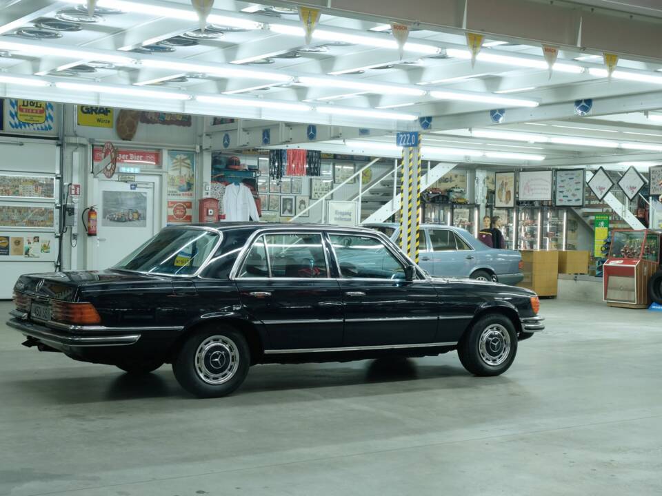 Image 12/50 de Mercedes-Benz 450 SE (1973)