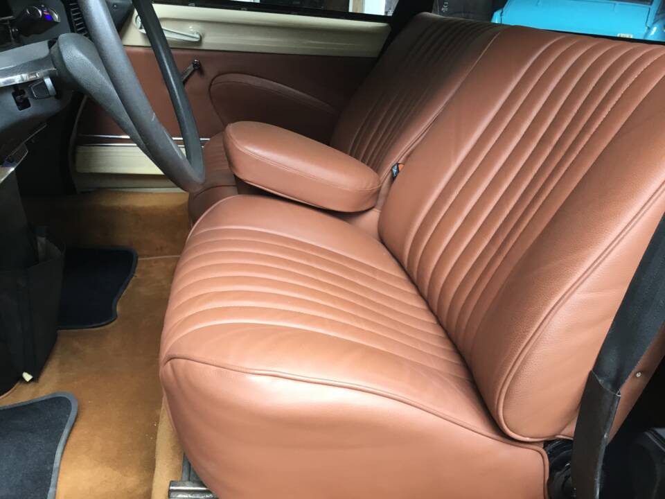 Image 76/82 de Citroën DS 20 (1974)