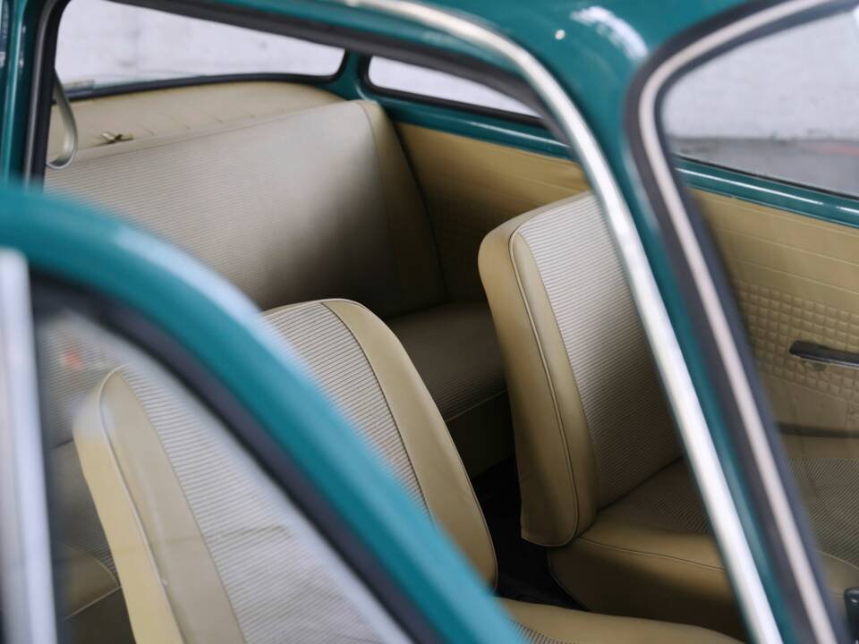 Bild 25/38 von NSU Prinz 4 L (1971)