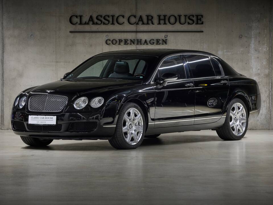 Image 1/100 of Bentley Continental Flying Spur (2008)