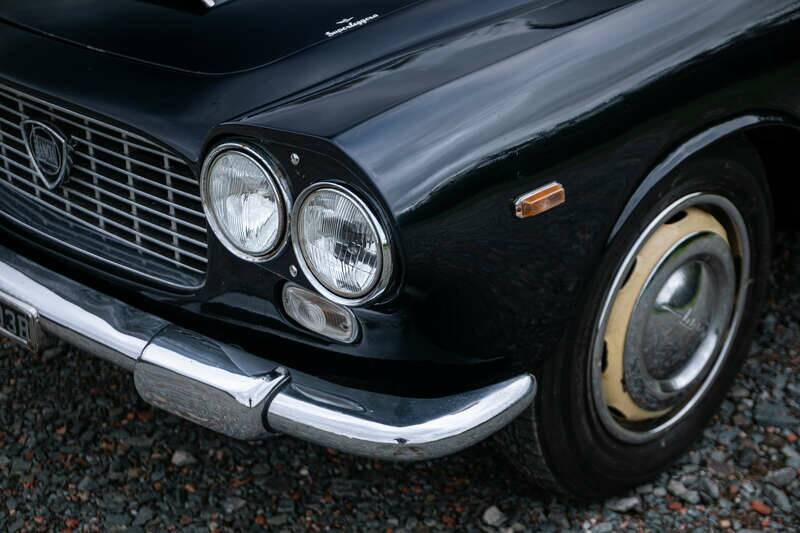 Bild 29/37 von Lancia Flaminia GTL 2.8 3C Touring (1964)