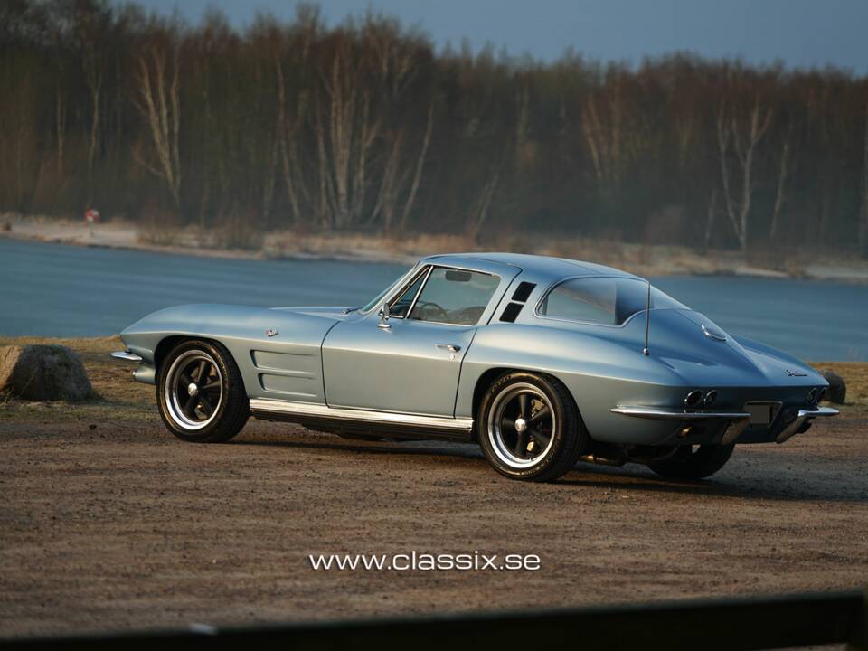Immagine 3/21 di Chevrolet Corvette Sting Ray (1964)