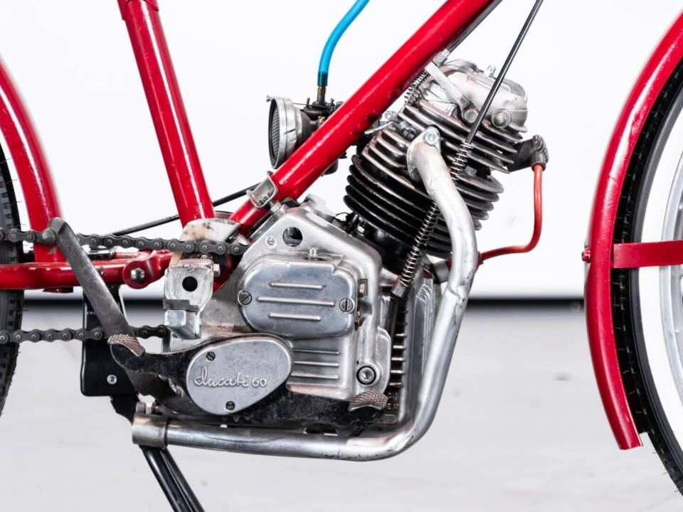 Image 28/46 of Ducati DUMMY (1954)