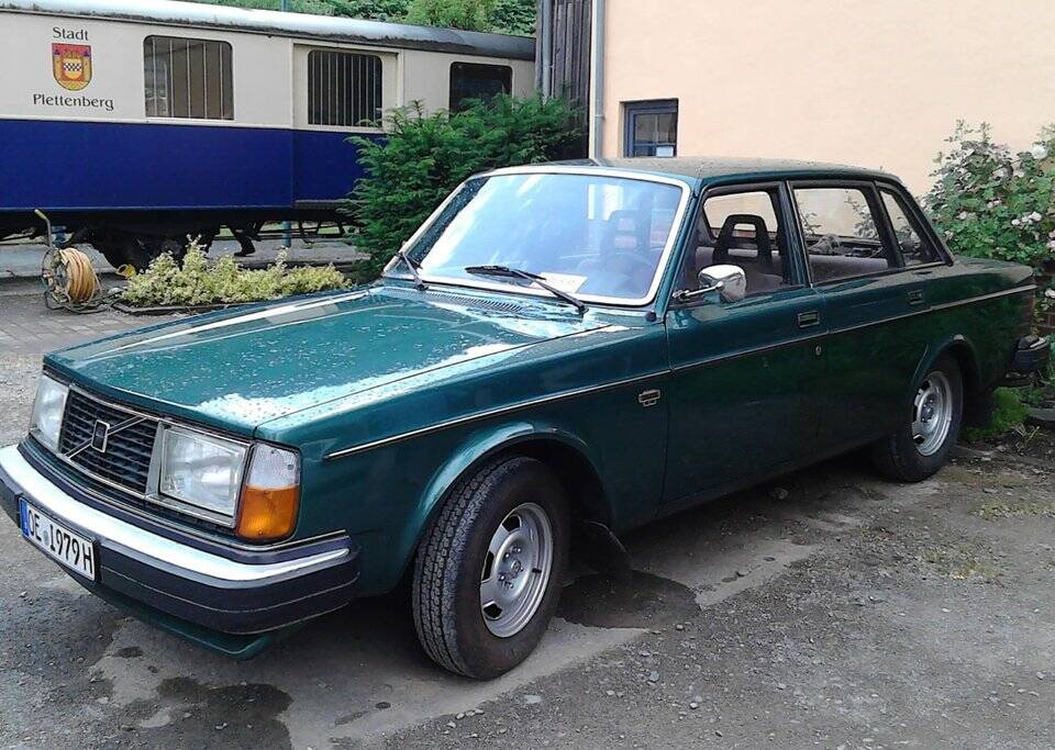 Bild 1/8 von Volvo 244 (1979)